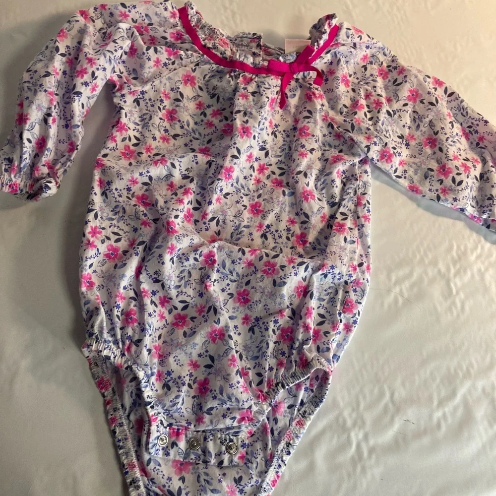Oshkosh b'gosh Girls Hot Pink Floral Two Piece Overall Jumper Dreds 12 Months